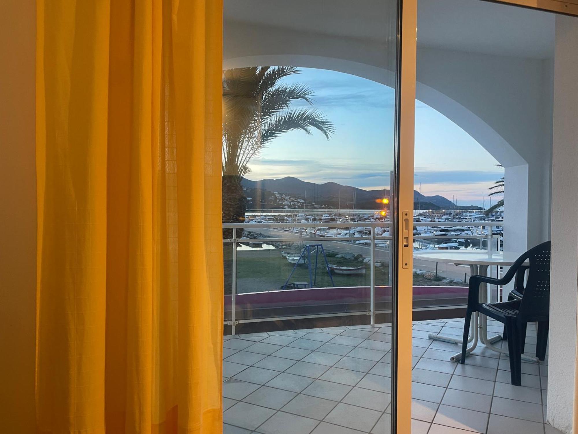 リャンサPlatja Del Portアパートメント エクステリア 写真