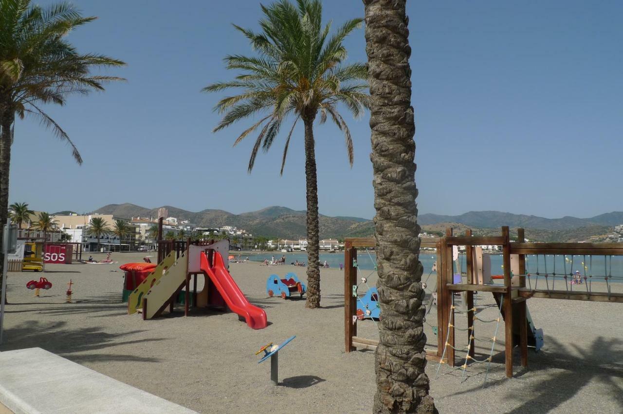 リャンサPlatja Del Portアパートメント エクステリア 写真