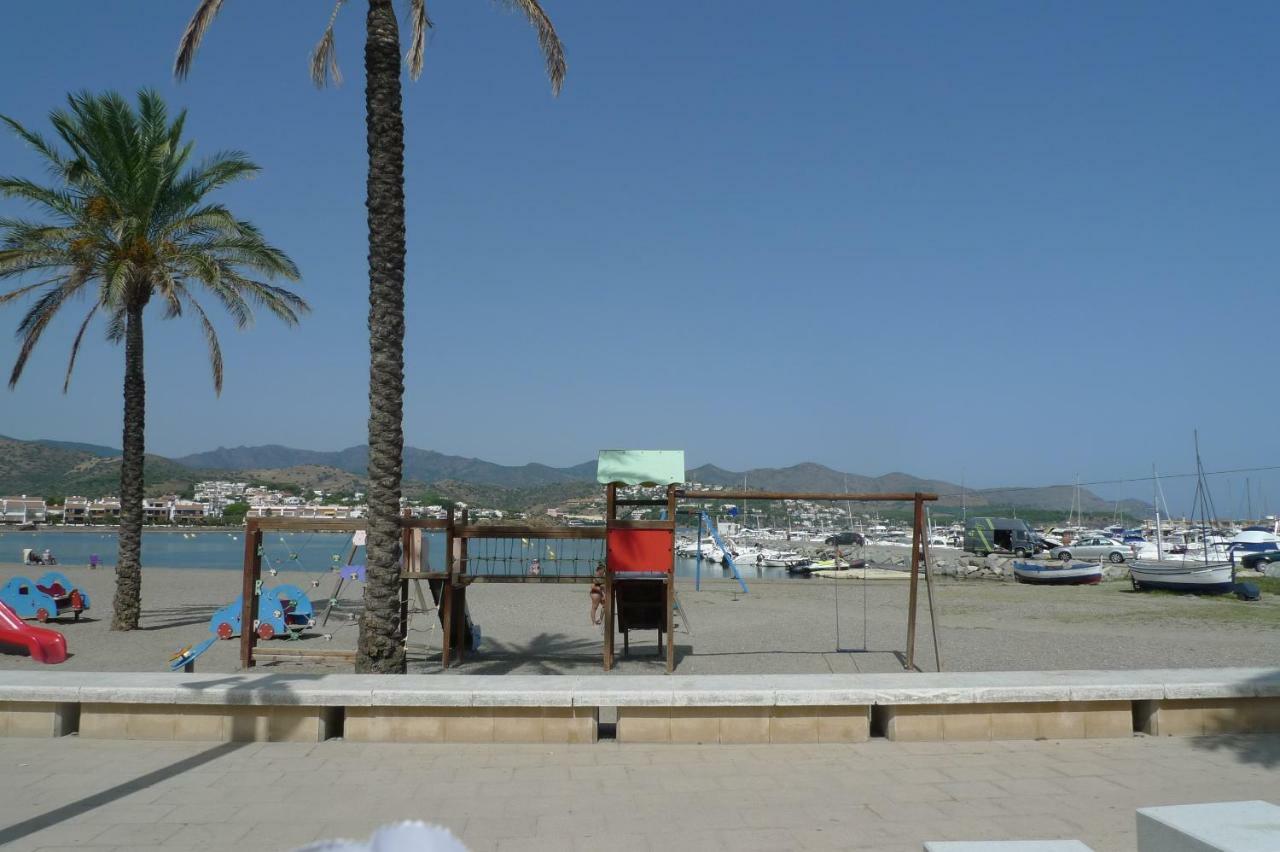 リャンサPlatja Del Portアパートメント エクステリア 写真